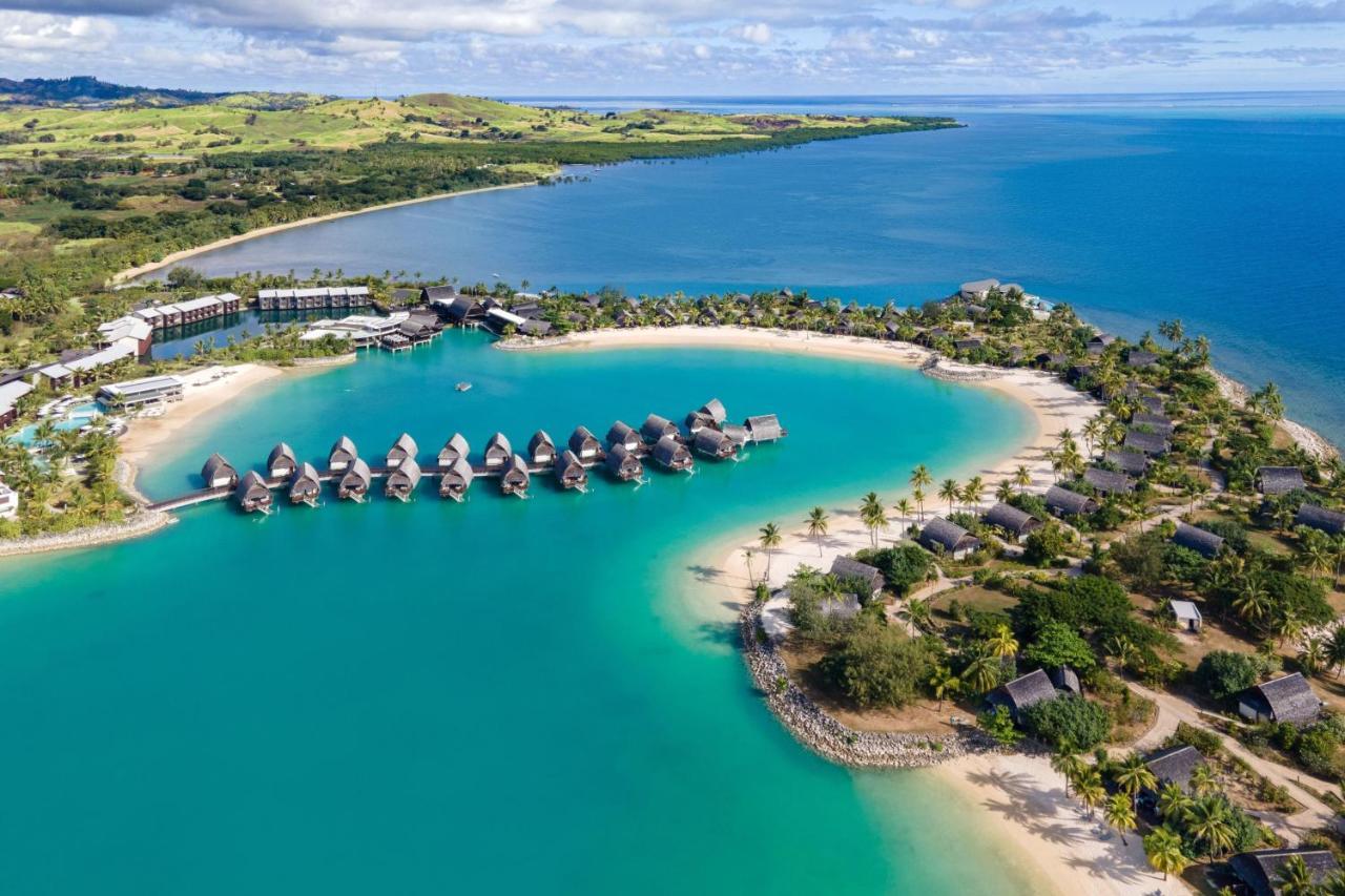 Fiji Marriott Resort Momi Bay Ngoại thất bức ảnh Aerial view of the resort