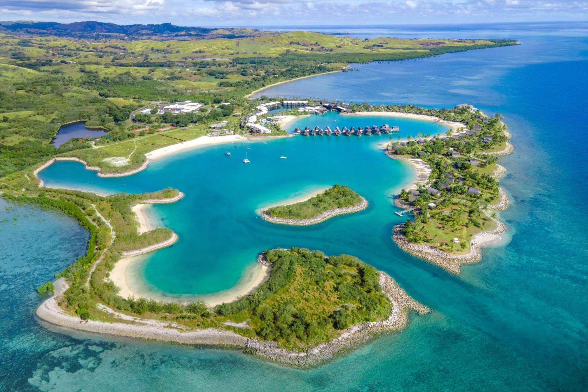 Fiji Marriott Resort Momi Bay Ngoại thất bức ảnh Aerial view of the resort